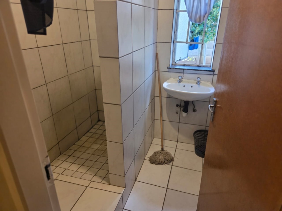 8 Bedroom Property for Sale in Brandwag Free State